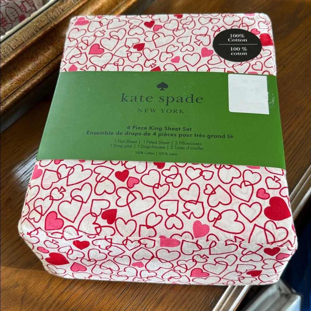 Kate Spade King size Red and Pink Heart Sheet Set.